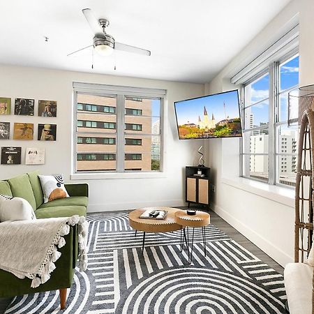 Luxury 2-Bedroom Condo Steps Away From The French Quarter Nowy Orlean Zewnętrze zdjęcie